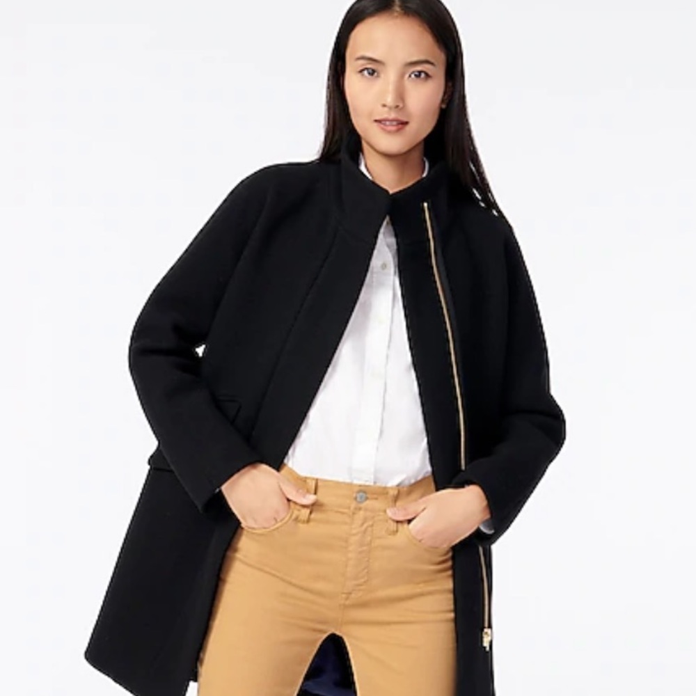 Cocoon coat in Italian stadium-cloth wool